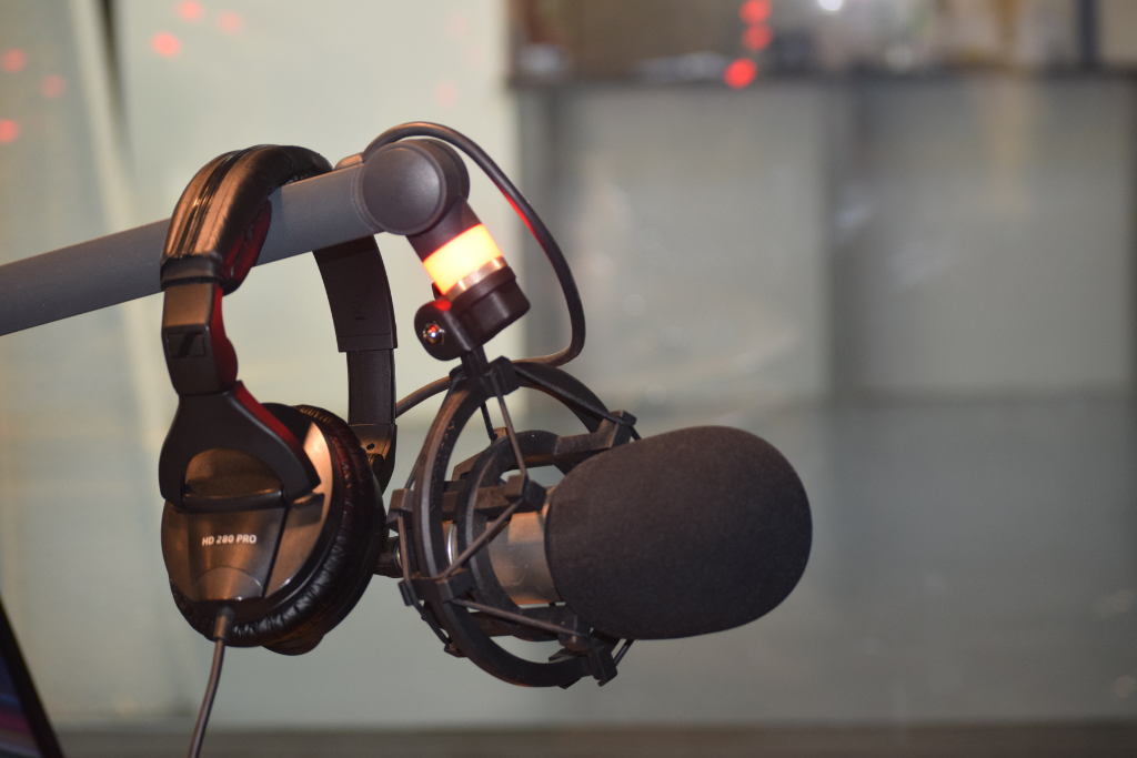 Radio Telephony (RT) & Communication